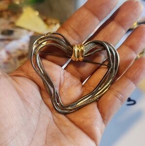 Brooche/ heart‎ shape pin